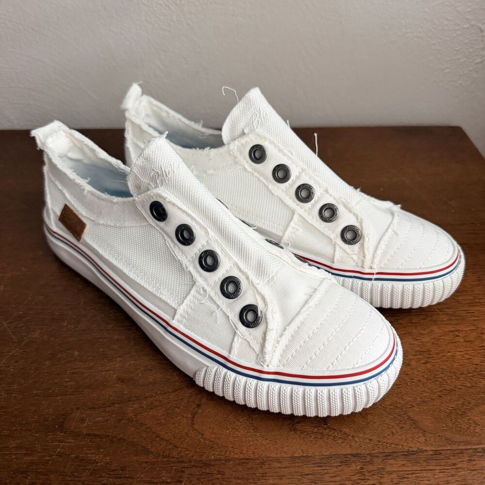 Blowfish Malibu White Womens S6.5 z Play Slip On No Lace Fashion Sneaker